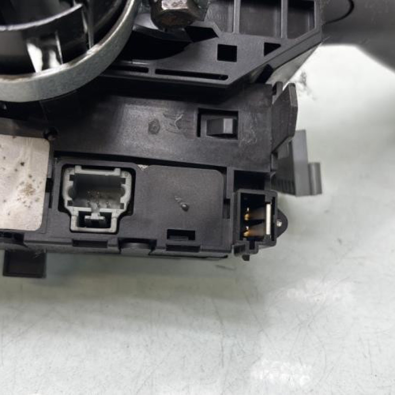 Com (Bloc Contacteur Tournant+Commodo Essuie Glace+Commodo Phare) PEUGEOT 206 Photo n°9