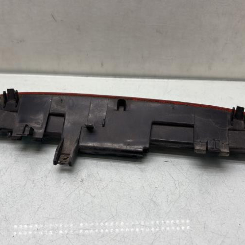 Feu arriere stop central PEUGEOT 206 Photo n°2