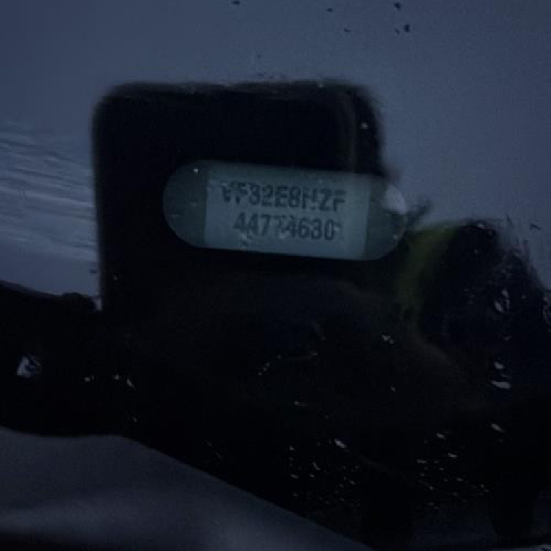 Moteur essuie glace arriere PEUGEOT 206 Photo n°10