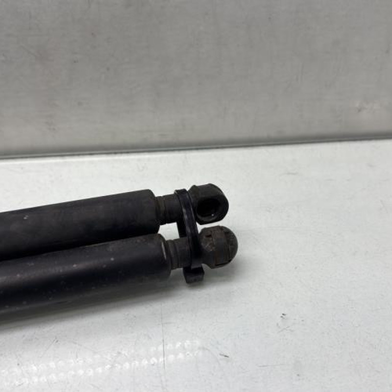 Verin de coffre PEUGEOT 206 Photo n°3