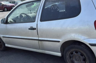 Aile avant gauche VOLKSWAGEN POLO 3