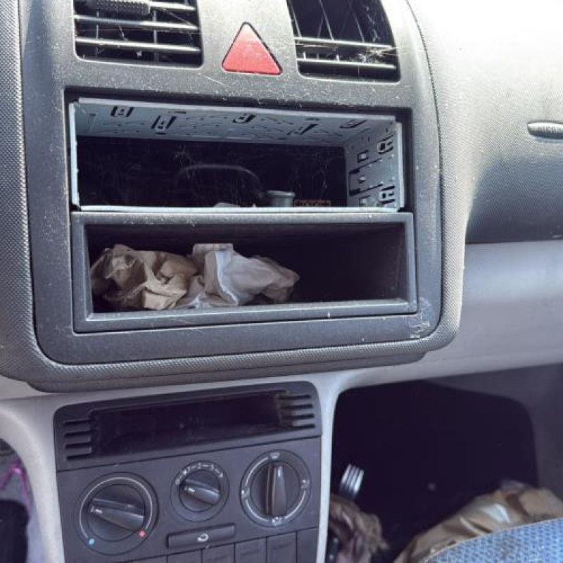 Aile avant gauche VOLKSWAGEN POLO 3 Photo n°20