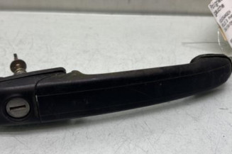 Poignee porte avant gauche VOLKSWAGEN POLO 3 Photo n°1