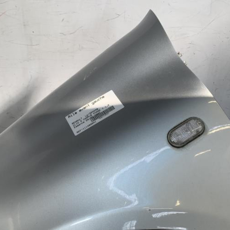 Aile avant gauche RENAULT CLIO 2 CAMPUS Photo n°3