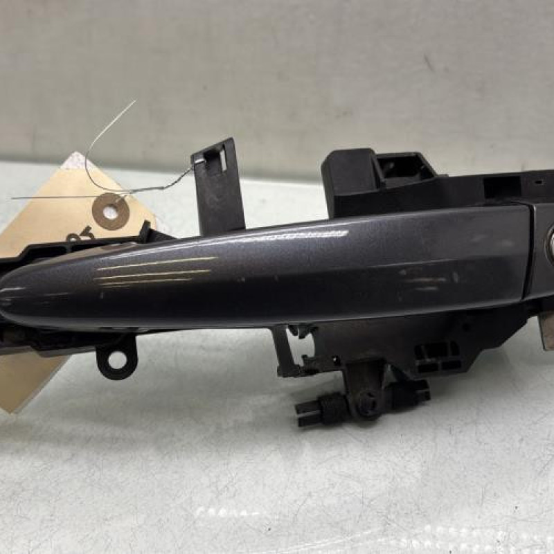 Poignee porte avant gauche BMW SERIE 1 E87 Photo n°1