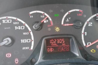 Feu arriere stop central FORD KA 2