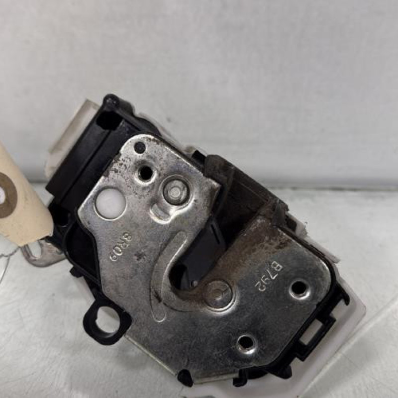 Serrure avant droit FORD KA 2 Photo n°1