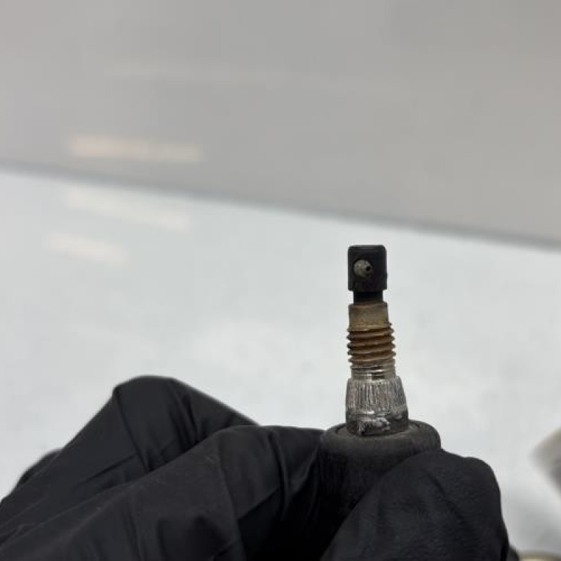 Moteur essuie glace arriere AUDI A3 1 Photo n°2