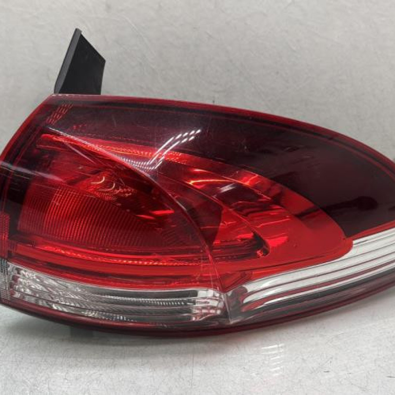 Feu arriere principal droit (feux) RENAULT CLIO 4 Photo n°1