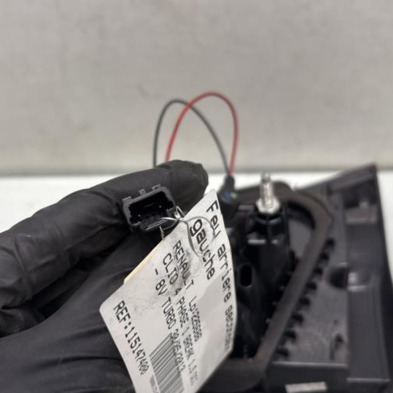 Feu arriere secondaire gauche (feux) RENAULT CLIO 4 Photo n°4