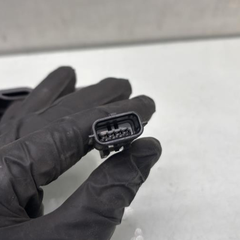 Poignee porte avant gauche RENAULT CLIO 4 Photo n°4