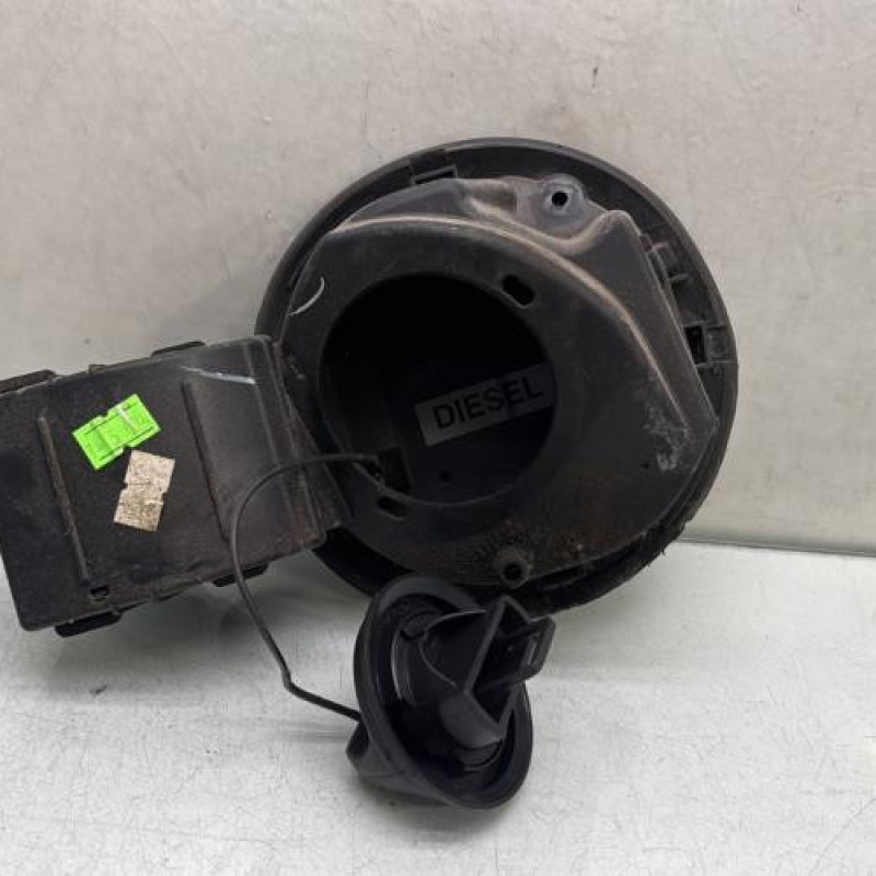 Trappe d'essence RENAULT CLIO 4 Photo n°3