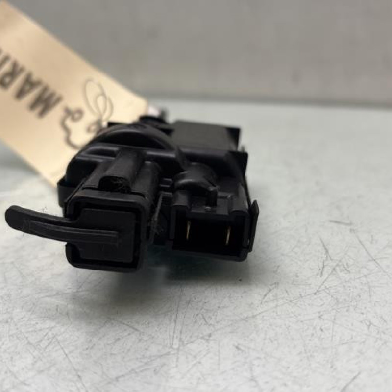 Actionneur verrou trappe d'essence RENAULT CLIO 4 Photo n°3