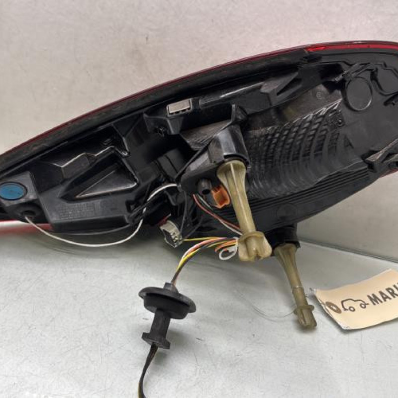 Feu arriere principal droit (feux) FORD FOCUS 4 Photo n°3