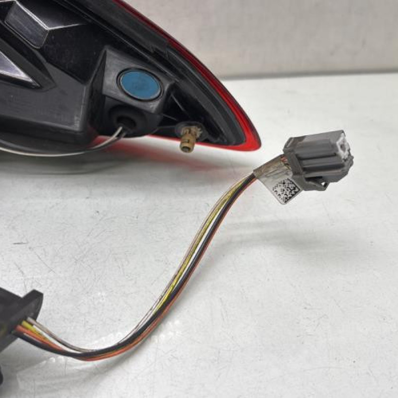 Feu arriere principal gauche (feux) FORD FOCUS 4 Photo n°4