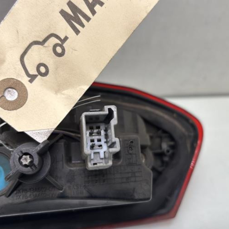 Feu arriere secondaire droit (feux) FORD FOCUS 4 Photo n°5