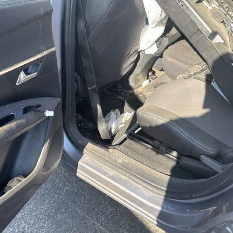 Renfort pare choc avant (traverse) PEUGEOT 5008 2 Photo n°14