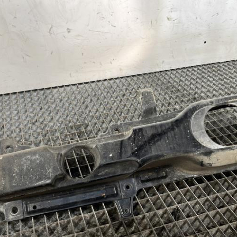 Renfort pare choc arriere (traverse) HYUNDAI IX 35 Photo n°2