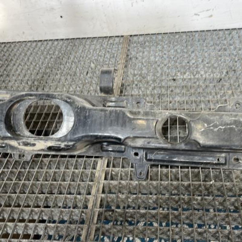 Renfort pare choc arriere (traverse) HYUNDAI IX 35 Photo n°3