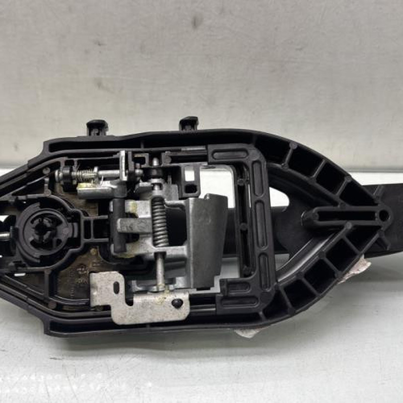 Poignee porte arriere gauche FORD FOCUS 4 Photo n°4