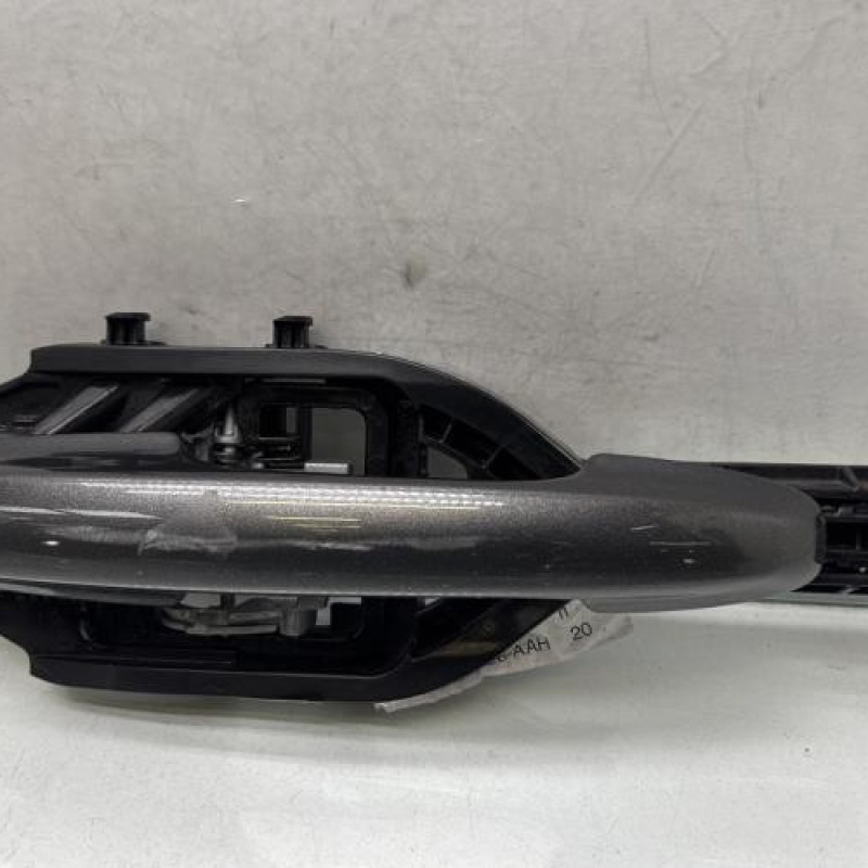 Poignee porte arriere droit FORD FOCUS 4 Photo n°1