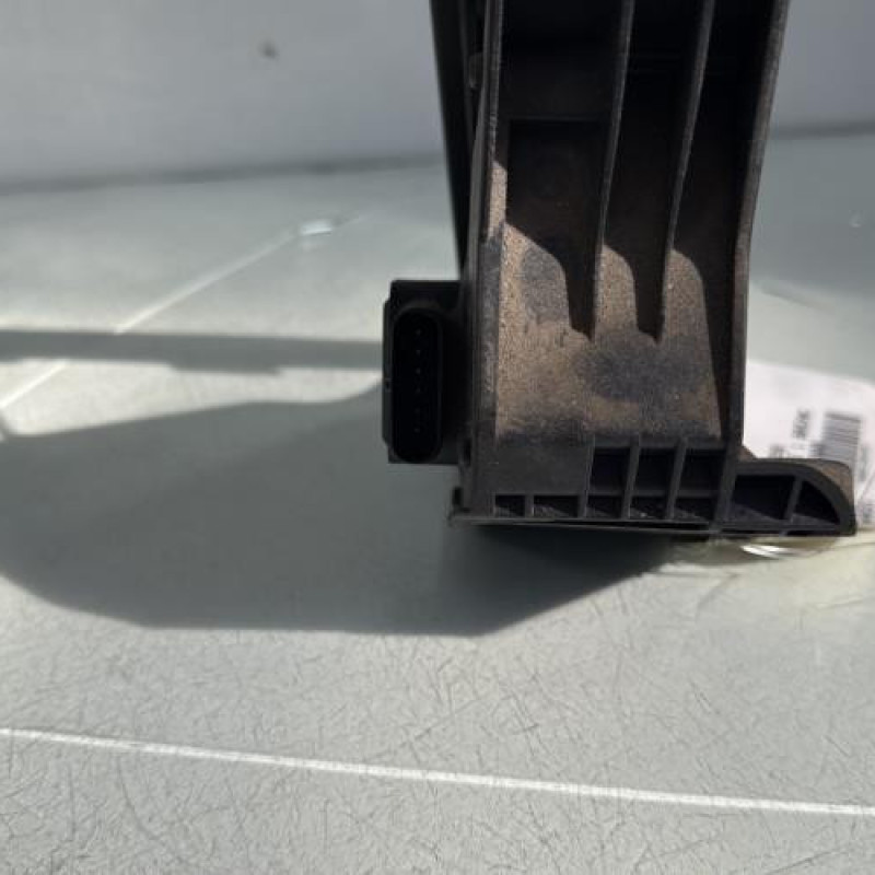 Pedale d'accelerateur MERCEDES CLASSE C 204 Photo n°3