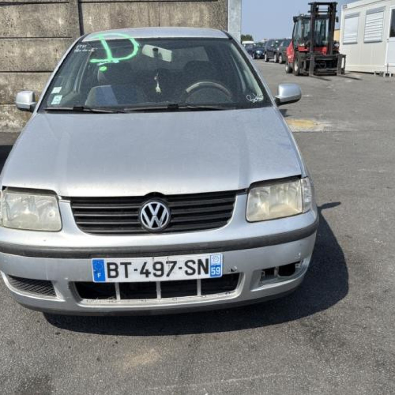 Optique avant secondaire gauche (feux)(clignotant) VOLKSWAGEN POLO 3 Photo n°12