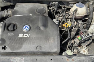 Optique avant secondaire gauche (feux)(clignotant) VOLKSWAGEN POLO 3