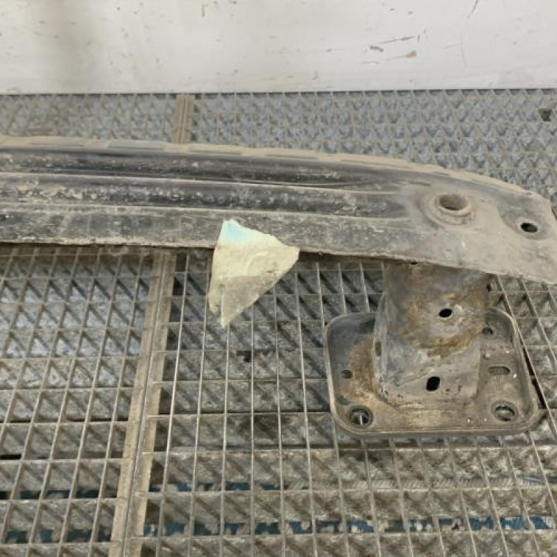 Renfort pare choc arriere (traverse) FORD FOCUS 3 Photo n°4