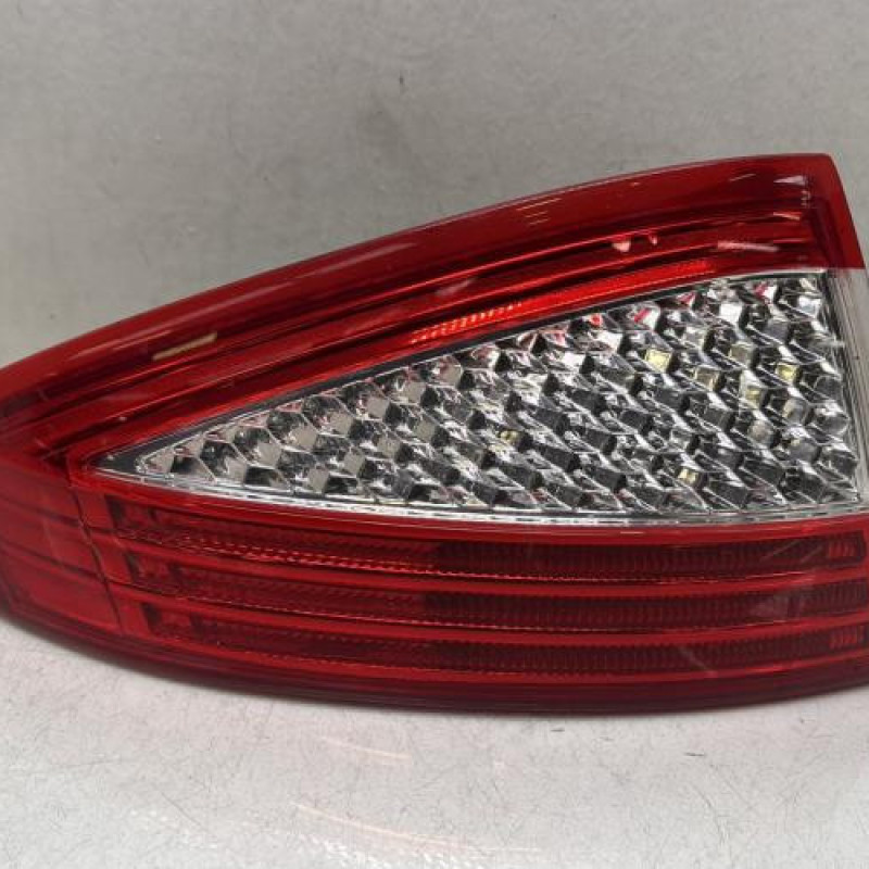 Feu arriere principal gauche (feux) FORD MONDEO 3 Photo n°1