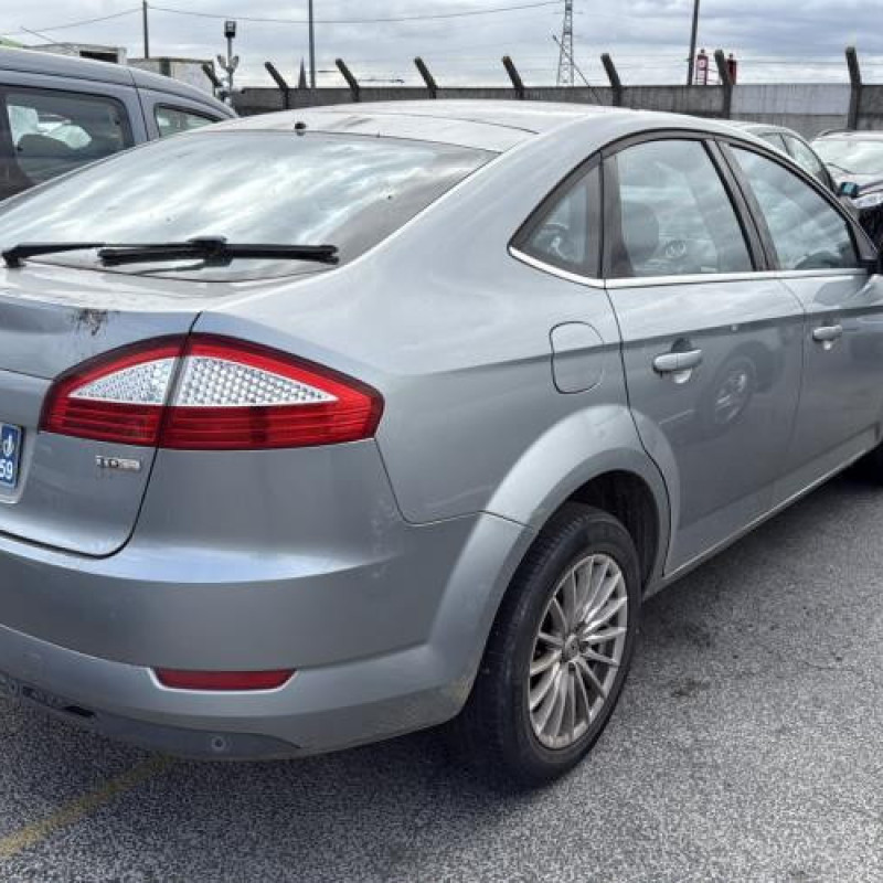 Feu arriere principal gauche (feux) FORD MONDEO 3 Photo n°6