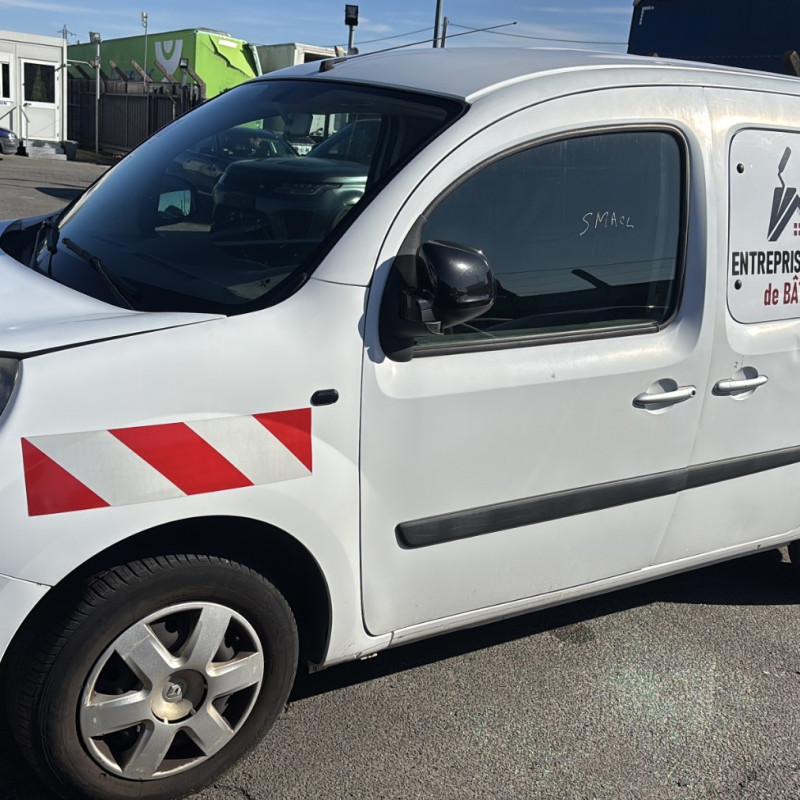 RENAULT KANGOO 2 PHASE 2 1.5 DCI - 8V TURBO Photo n°9