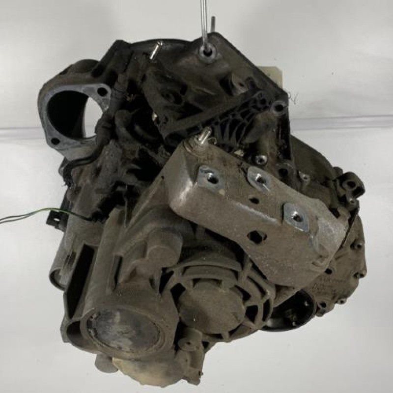 Boite de vitesses VOLKSWAGEN TOURAN 1 Photo n°3