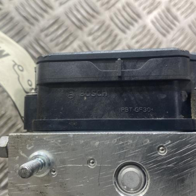 Bloc ABS (freins anti-blocage) PEUGEOT 5008 2 Photo n°3