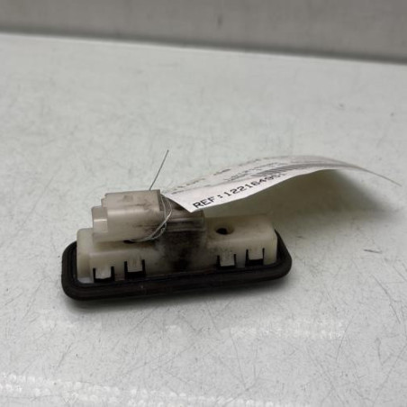 Bouton de coffre PEUGEOT 3008 1