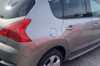 Bouton de coffre PEUGEOT 3008 1