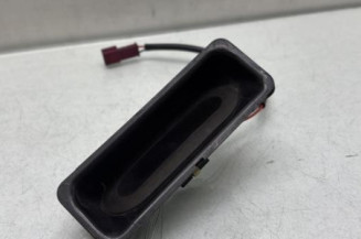 Bouton de coffre BMW SERIE 5 E60 Photo n°1