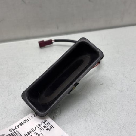 Bouton de coffre BMW SERIE 5 E60 Photo n°1