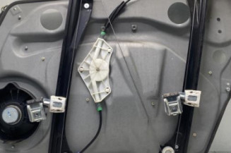 Leve vitre electrique avant gauche MERCEDES CLASSE B 245