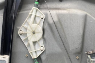 Leve vitre electrique avant gauche MERCEDES CLASSE B 245