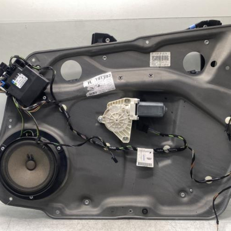 Leve vitre electrique avant droit MERCEDES CLASSE B 245 Photo n°1