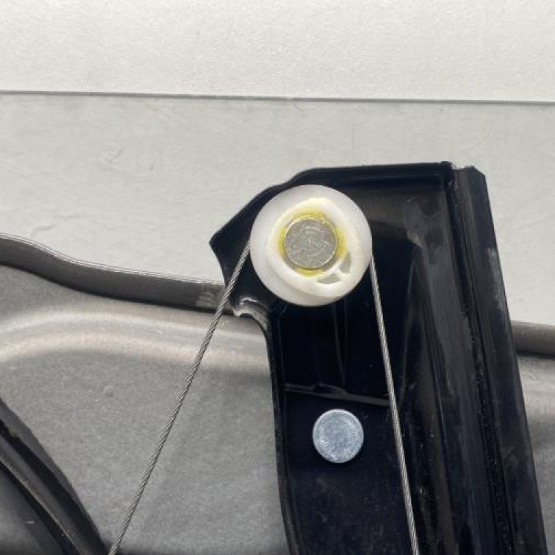 Leve vitre electrique avant droit MERCEDES CLASSE B 245 Photo n°9