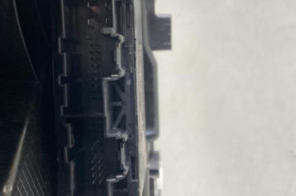 Leve vitre electrique avant droit FORD PUMA 2