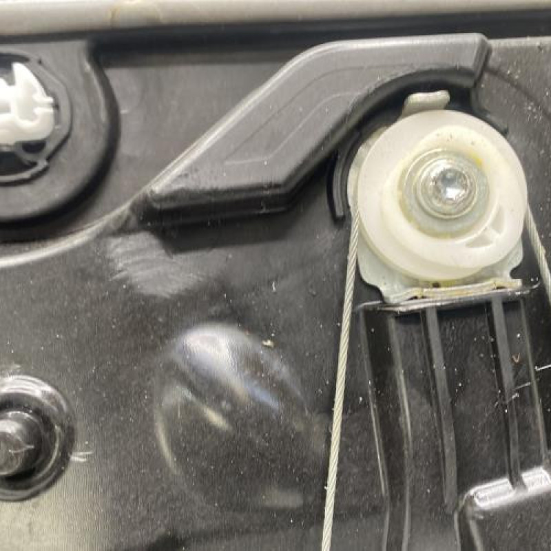 Leve vitre electrique avant droit FORD PUMA 2 Photo n°10