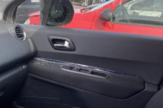 Feu arriere secondaire droit (feux) PEUGEOT 3008 1