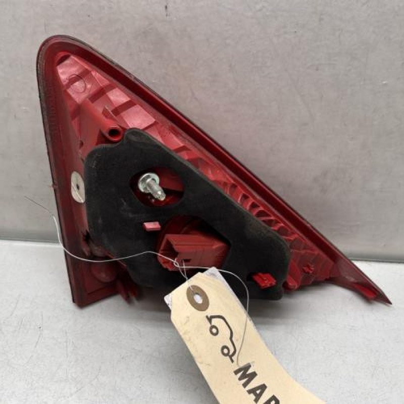 Feu arriere secondaire gauche (feux) PEUGEOT 3008 1 Photo n°3