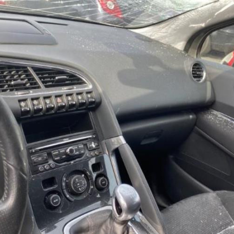 Feu arriere secondaire gauche (feux) PEUGEOT 3008 1 Photo n°13