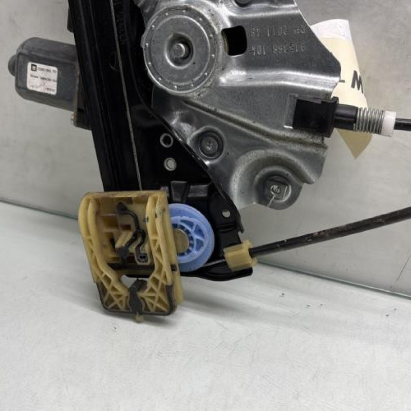 Leve vitre electrique avant droit OPEL ASTRA J Photo n°3