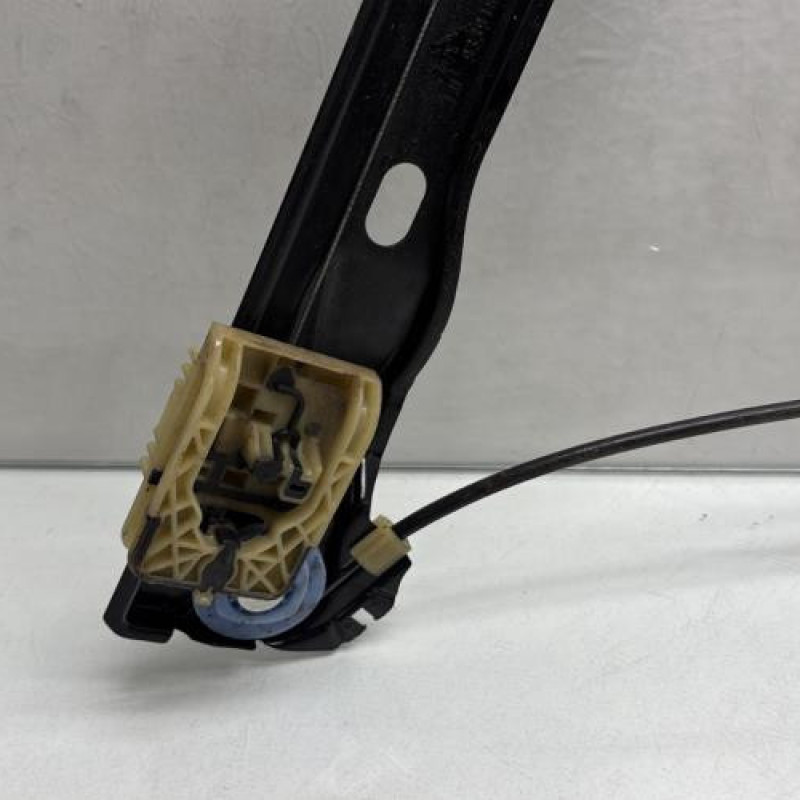 Leve vitre electrique avant gauche OPEL ASTRA J Photo n°3