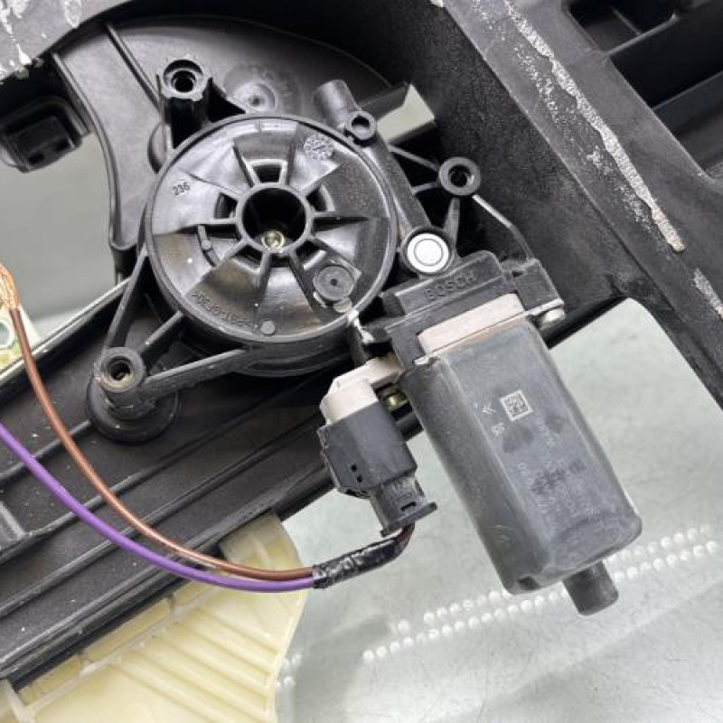 Leve vitre electrique avant droit PEUGEOT PARTNER 3 Photo n°6